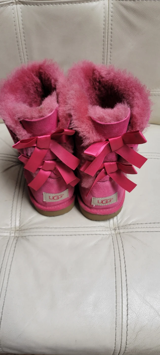 UGG Pink Bailey Bow Boots sz 3girls like new - photo 5