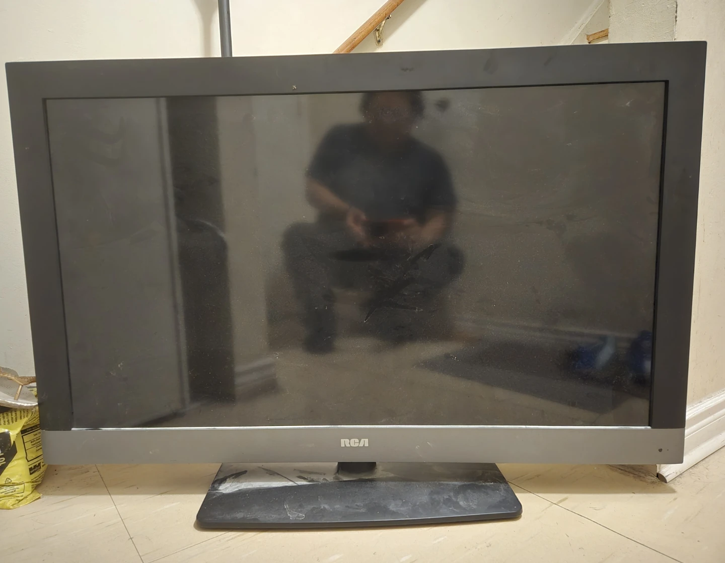 RCA Flat Screen 46 Inch TV