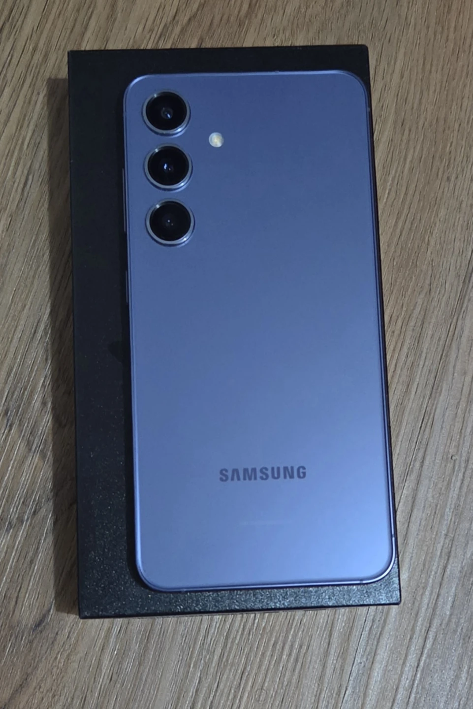 Samsung S24