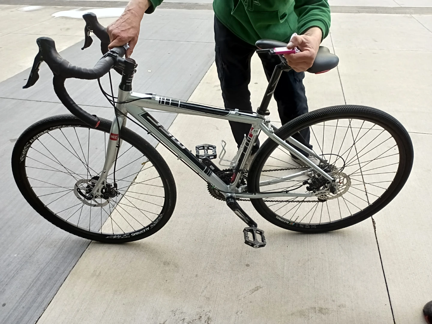 MEC 1971 Gravel   ...... 2018 model - photo 2