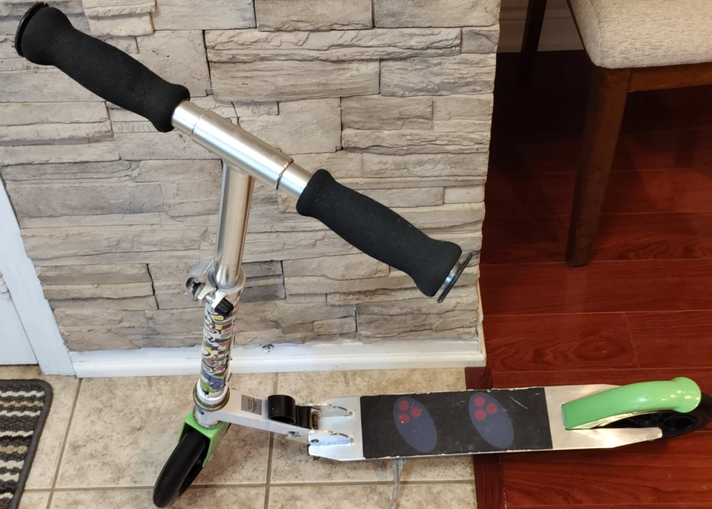 It's Happy Bunny Foldable Scooter - photo 2