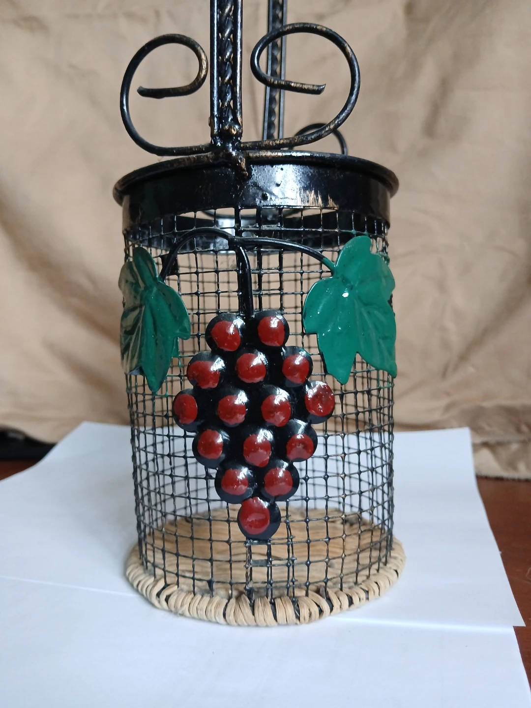 Metal Grape Theme Utensil Holder - photo 2