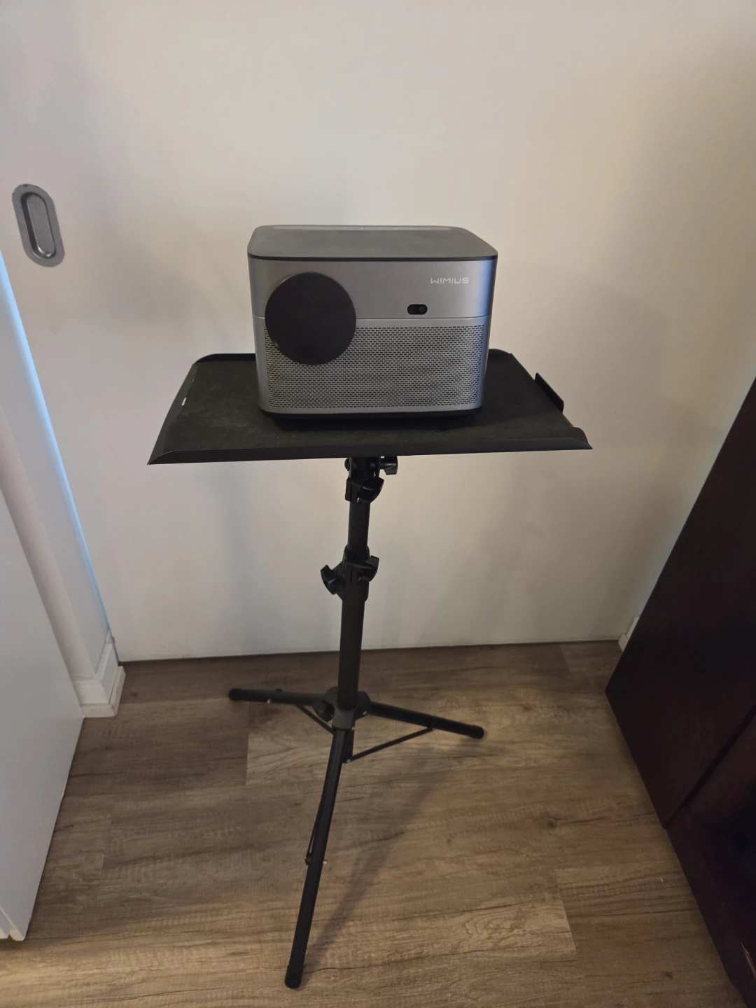 Wimius P64 Projector - photo 4