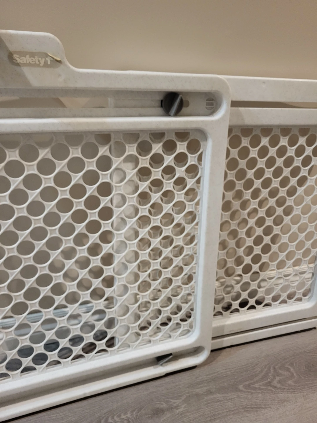 Safety 1st Baby Gate - photo 3