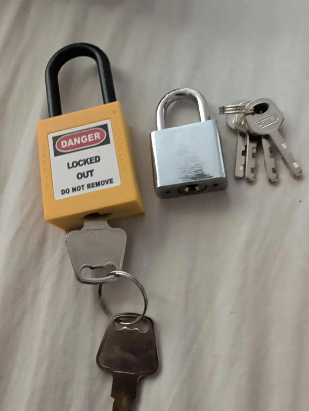 Set of two padlocks with keys - photo 2