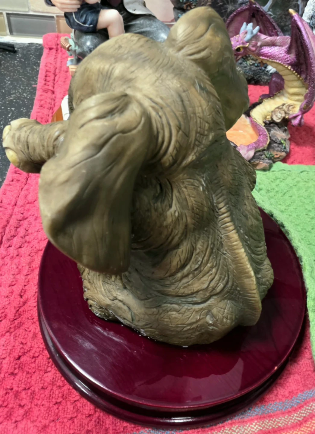 Ruby's Collection Elephant Figurine - photo 5