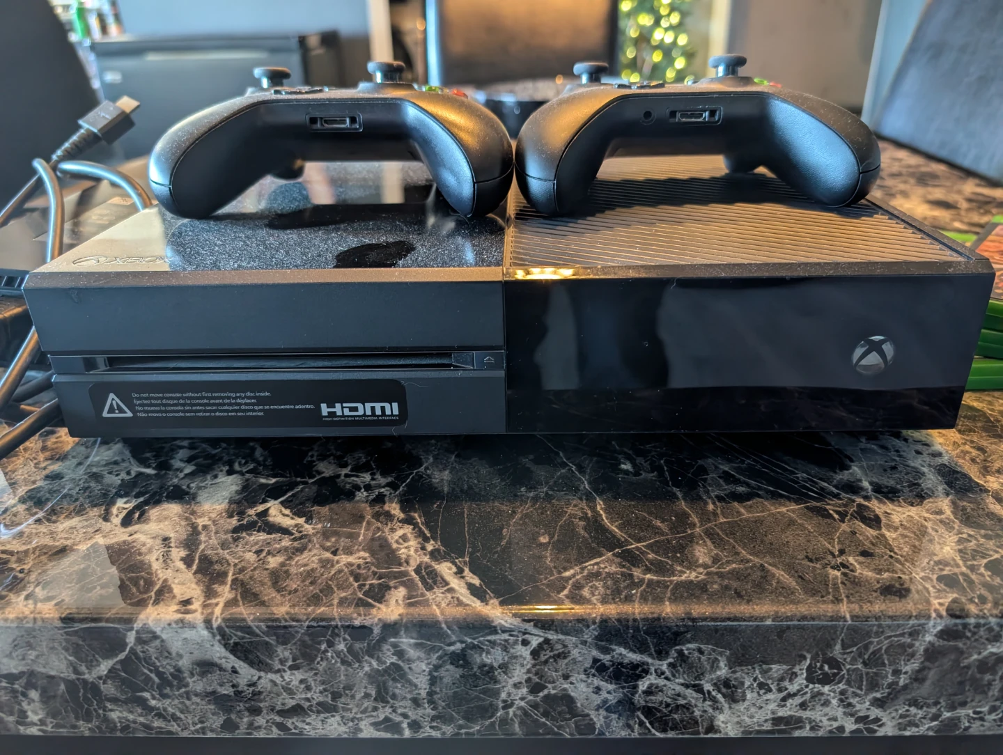 Xbox One Console with 2 Controllers and 3 Games - photo 2