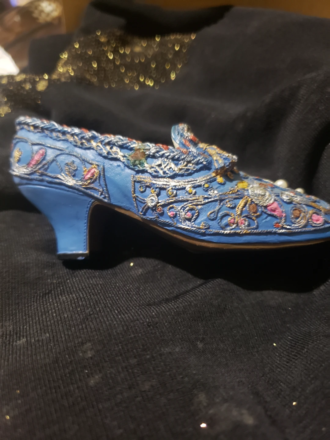 Nostalgia Decorative Blue Shoe Figurine - photo 2