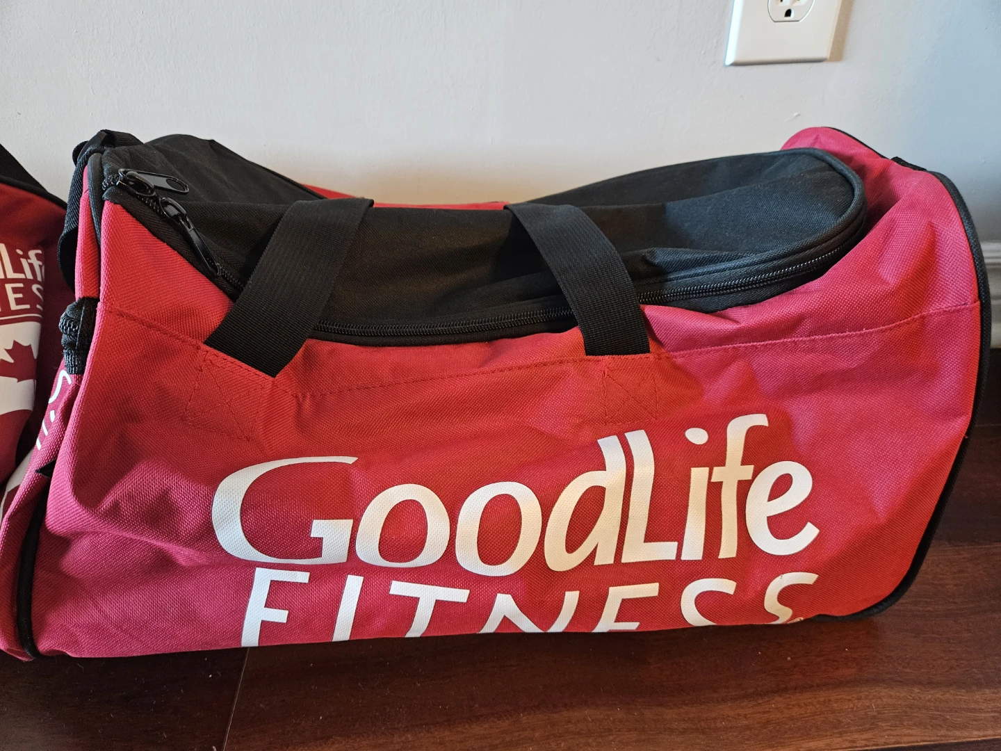 2 Brand new Gym bags - photo 2