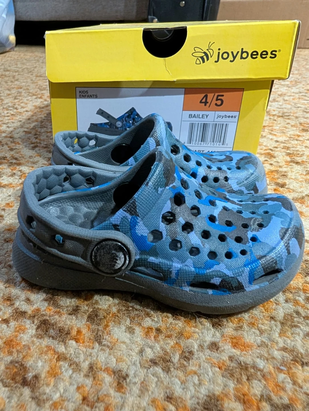 Joybees Bailey Kids Clogs Blue Camo Size 4/5