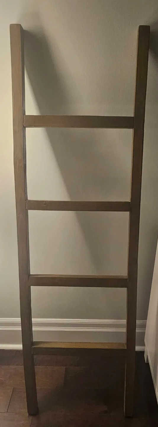 Decorative Wooden Blanket Ladder