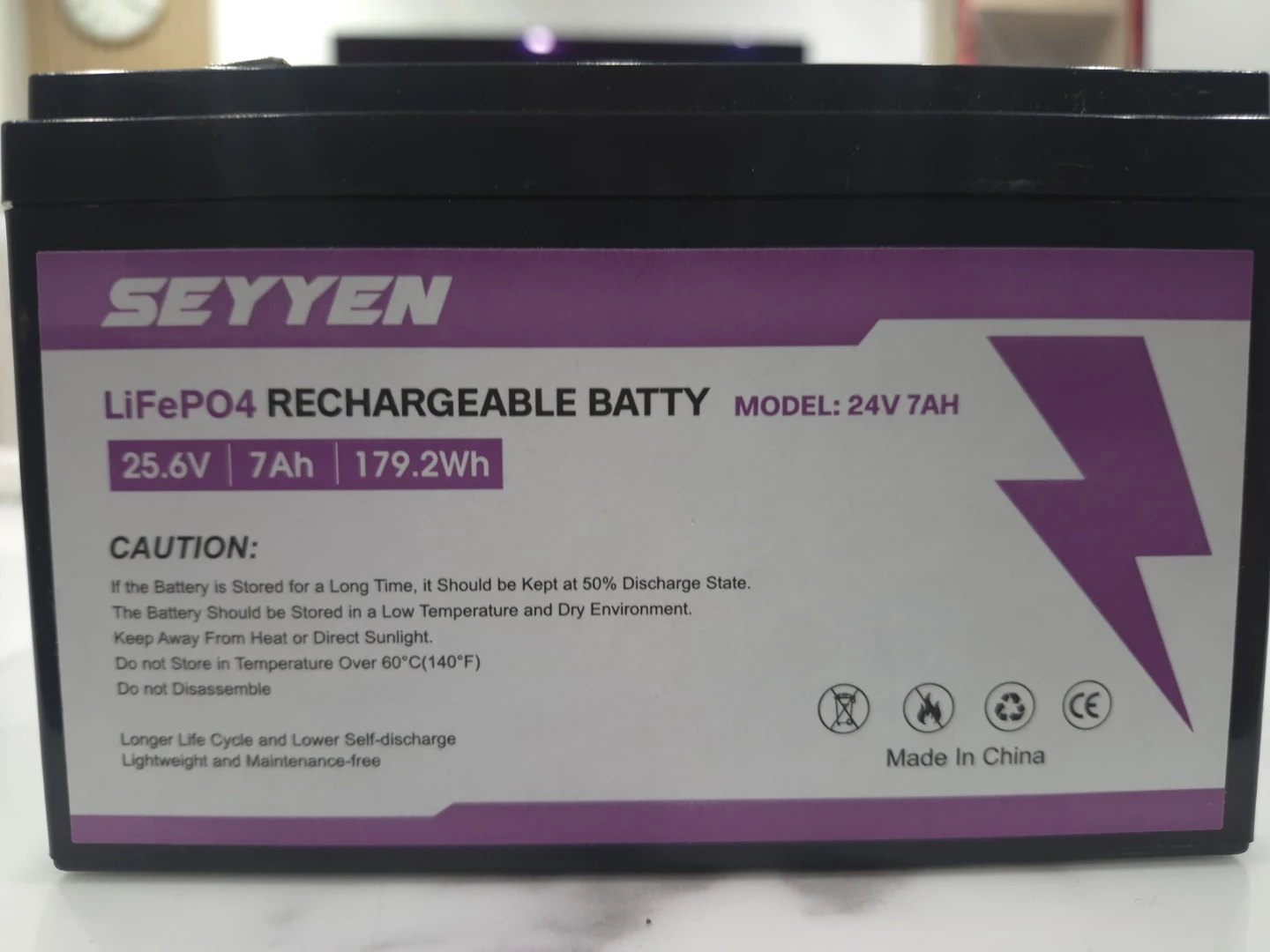 Seyyen 24V 7Ah LiFePO4 Rechargeable Battery
