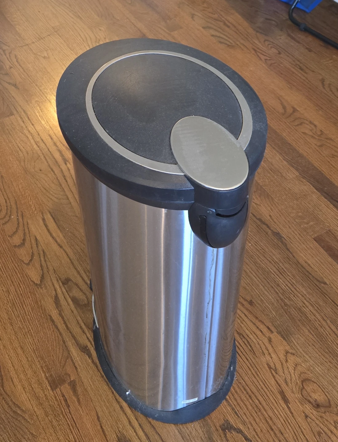 Stainless Steel Pedal Trash Can - photo 4