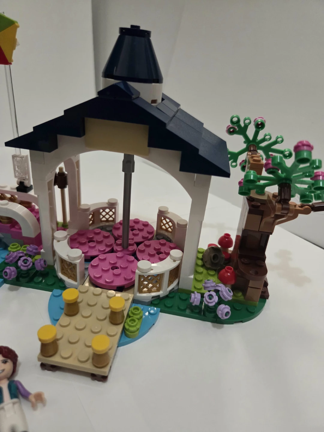 Lego Friends Heartlake City Park - photo 2