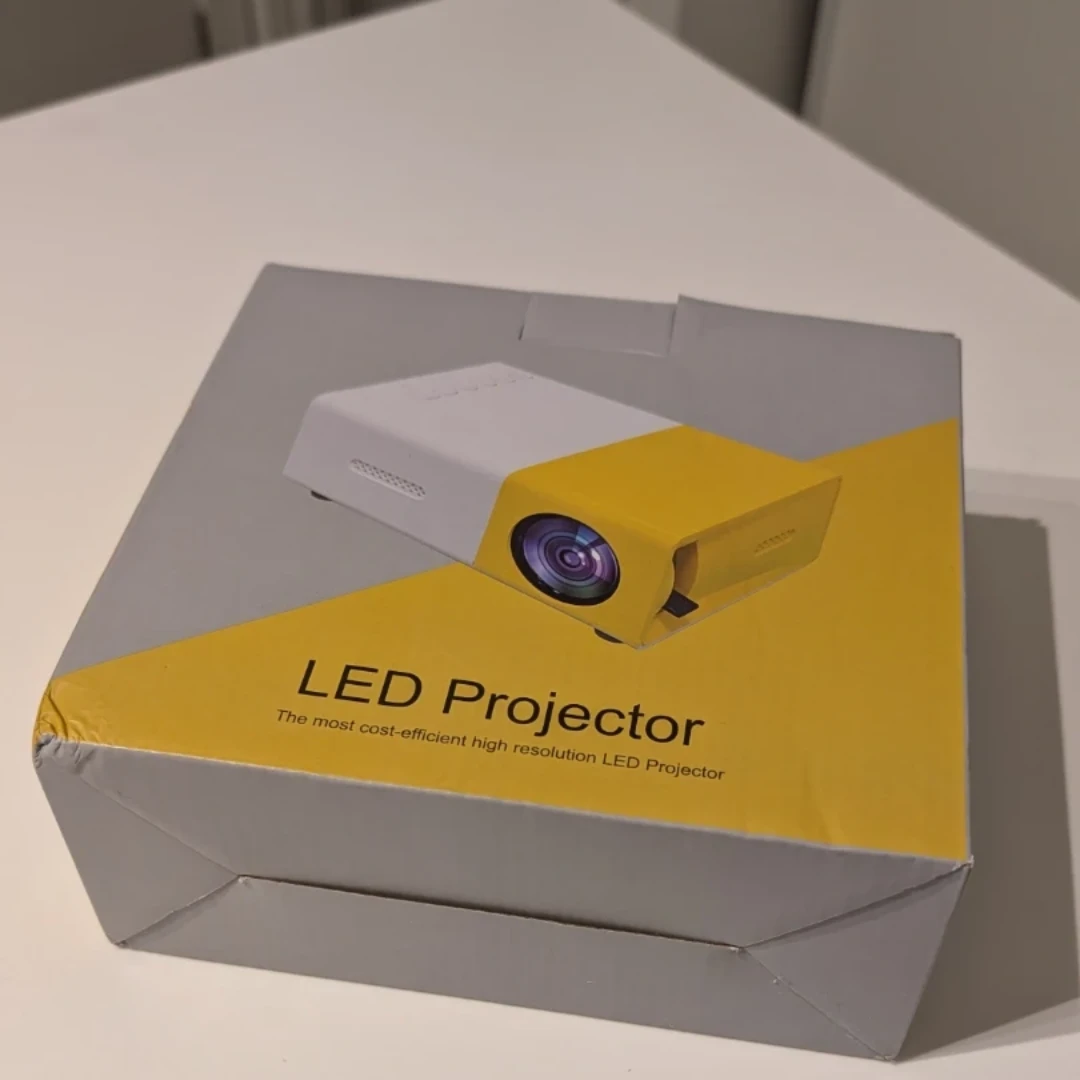 Compact LED Projector NEW