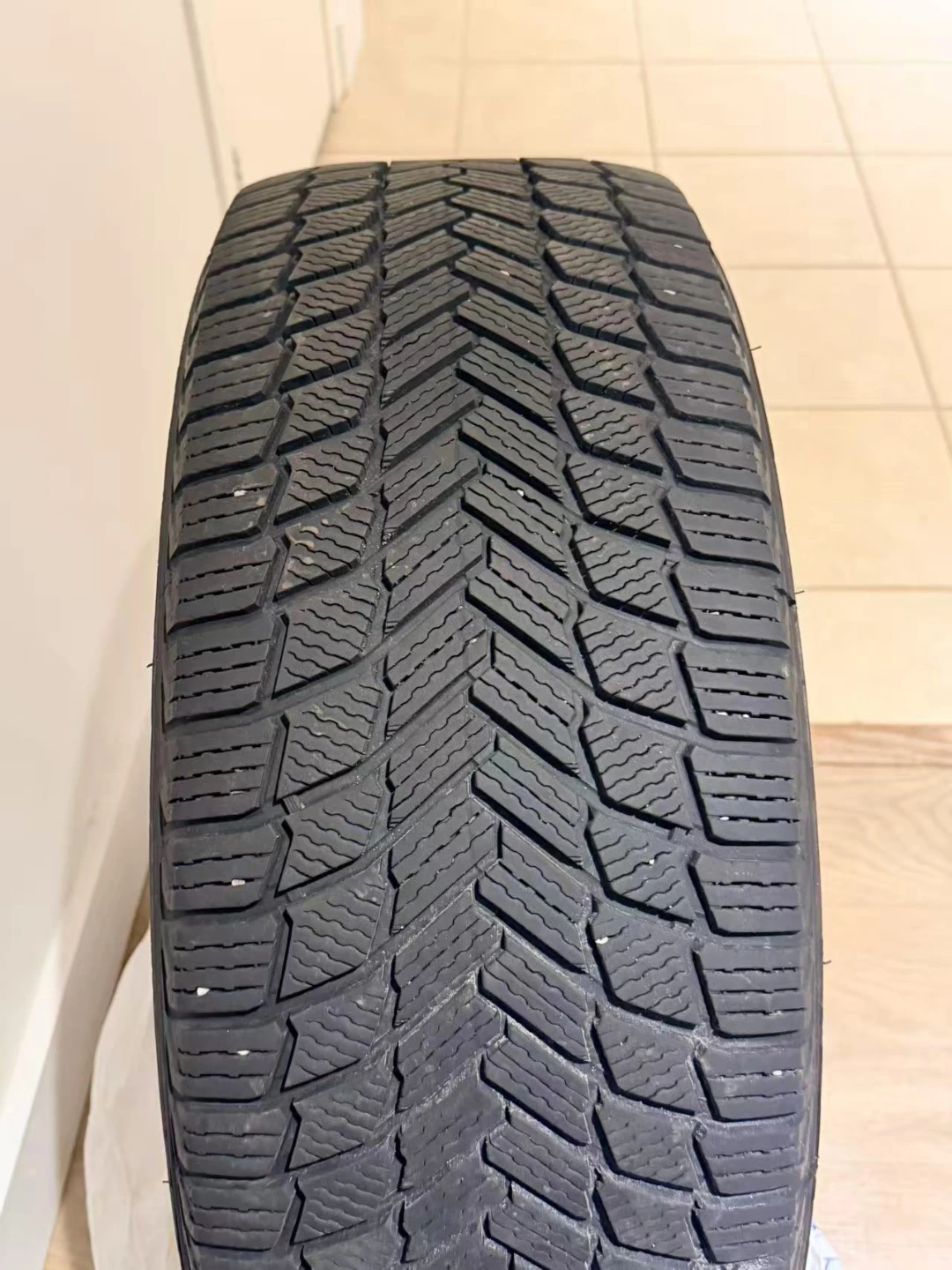 Michelin 20" X-Ice Snow SUV Tire 245/50 R20 - photo 2