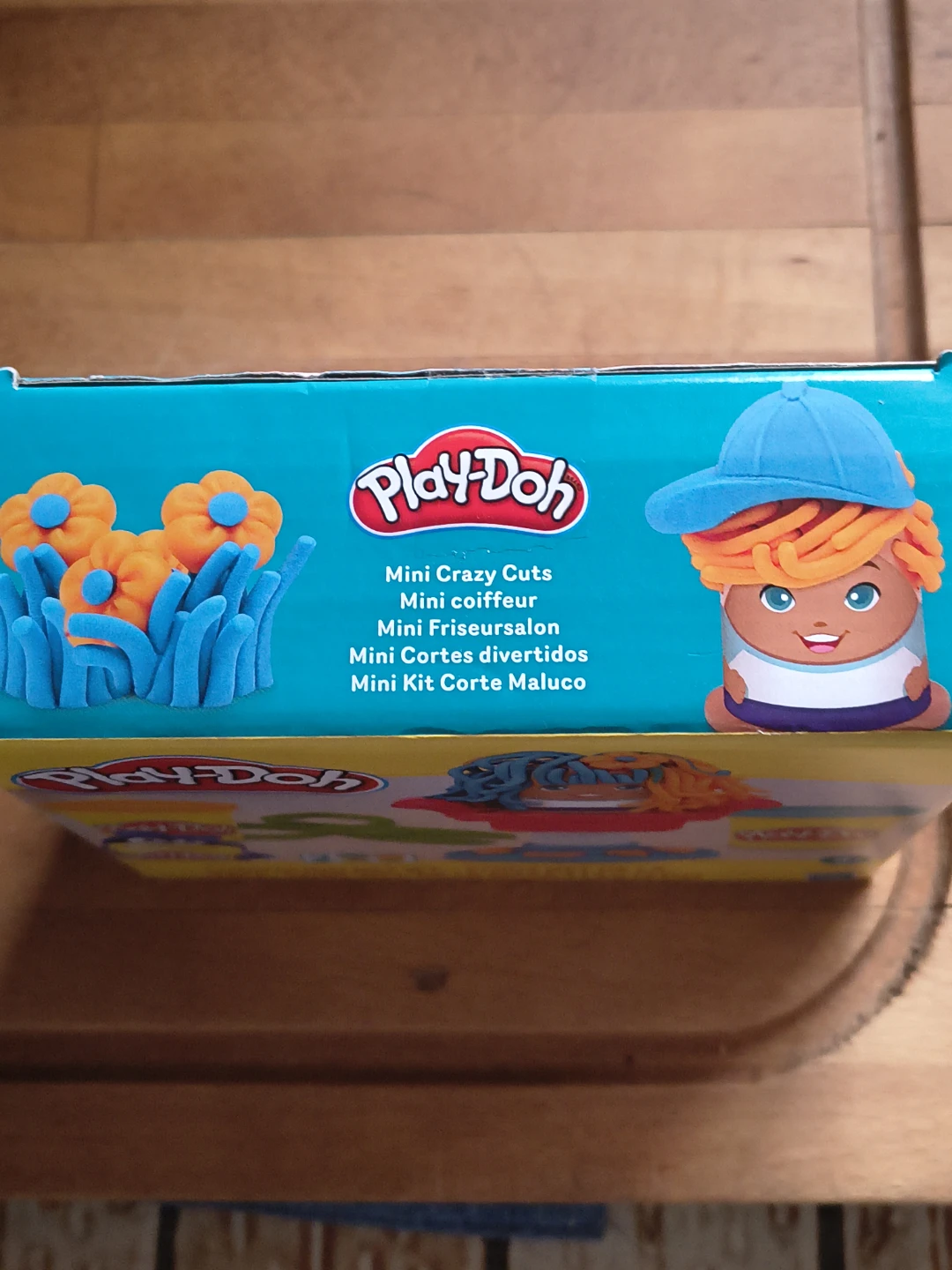 Play-Doh Mini Crazy Cuts Hair Salon Playset - photo 3