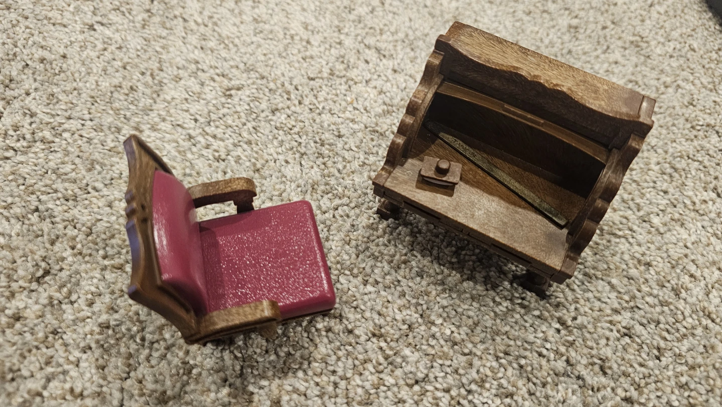 Sylvanian Families Writing Desk and Chair - photo 4