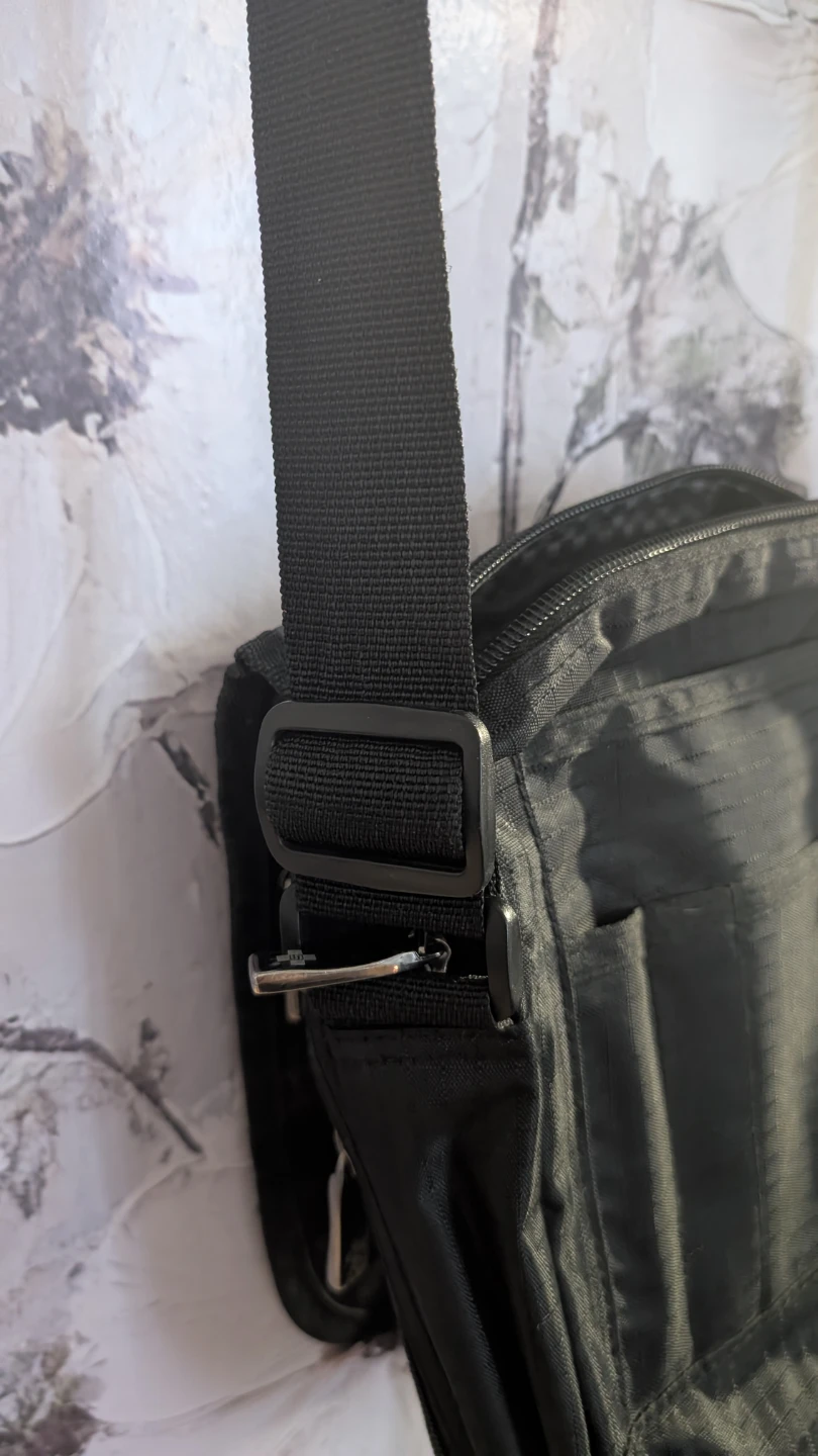 Swiss Travel Shoulder Bag - photo 3