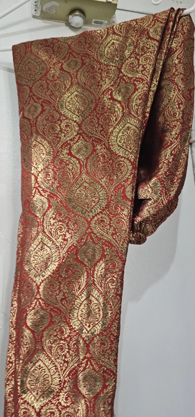 Embroidered Pakistani Salwar Kameez Suit Set - photo 2