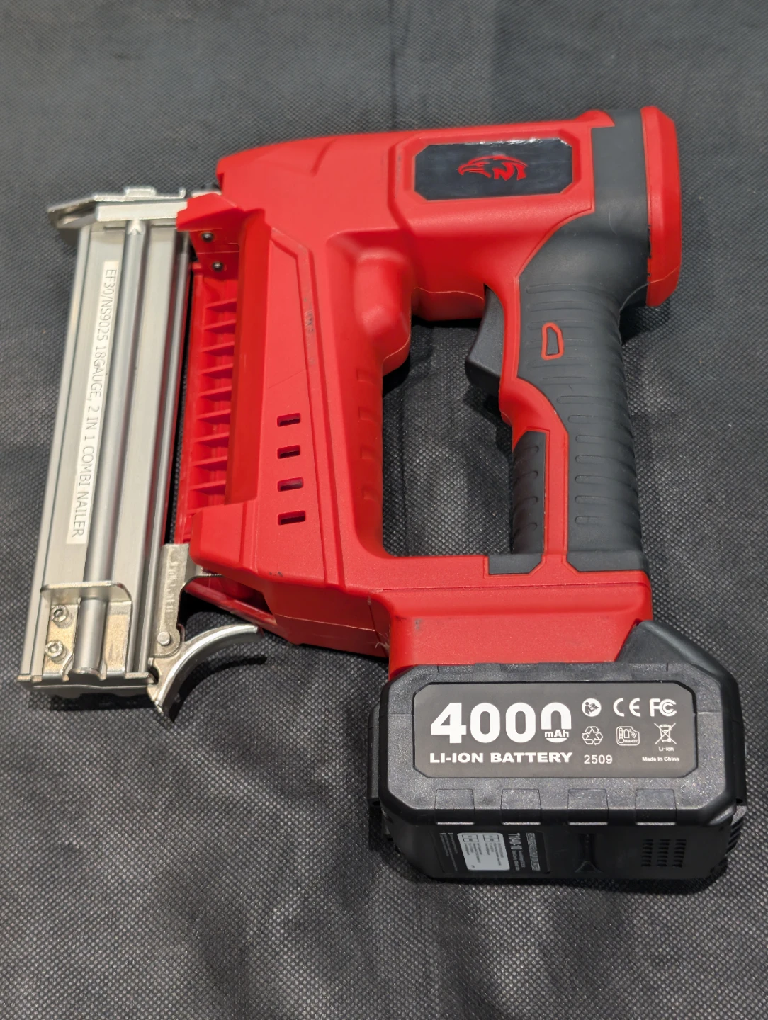 18 Gauge 2-in-1 Cordless Combi Nailer - photo 2