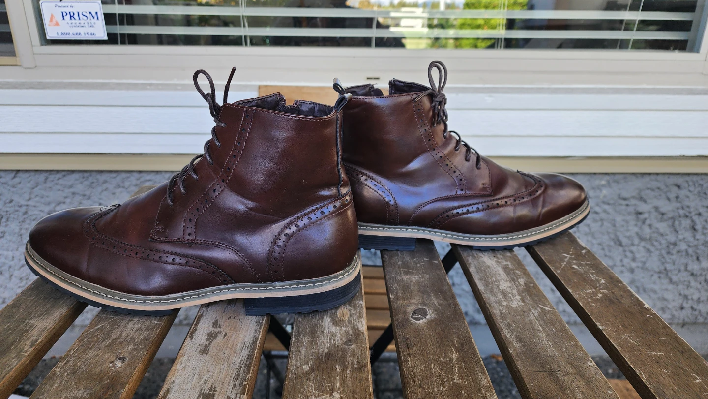 Brown Men's Wingtip Boots Size 10 - photo 3