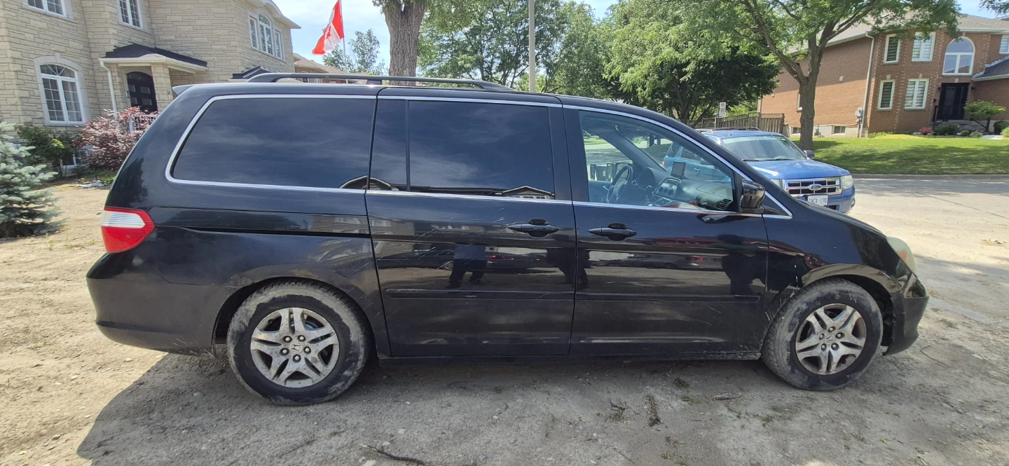 Honda Odyssey Minivan - photo 4