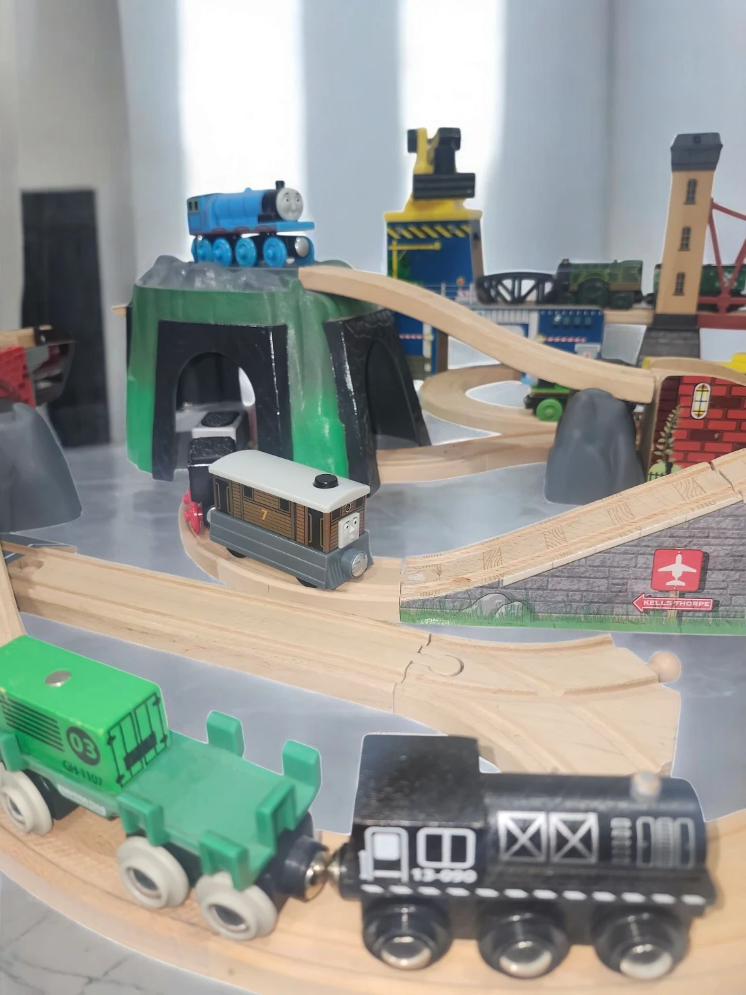 Thomas & Friends Wooden Railway Track Set - photo 5