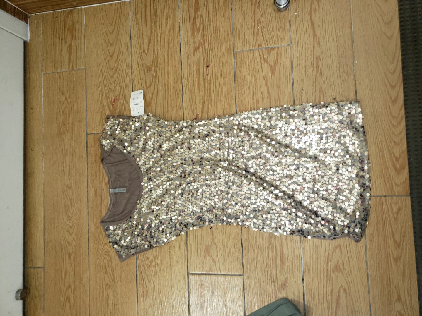 Gold Sequin Tank Top with tags - photo 2