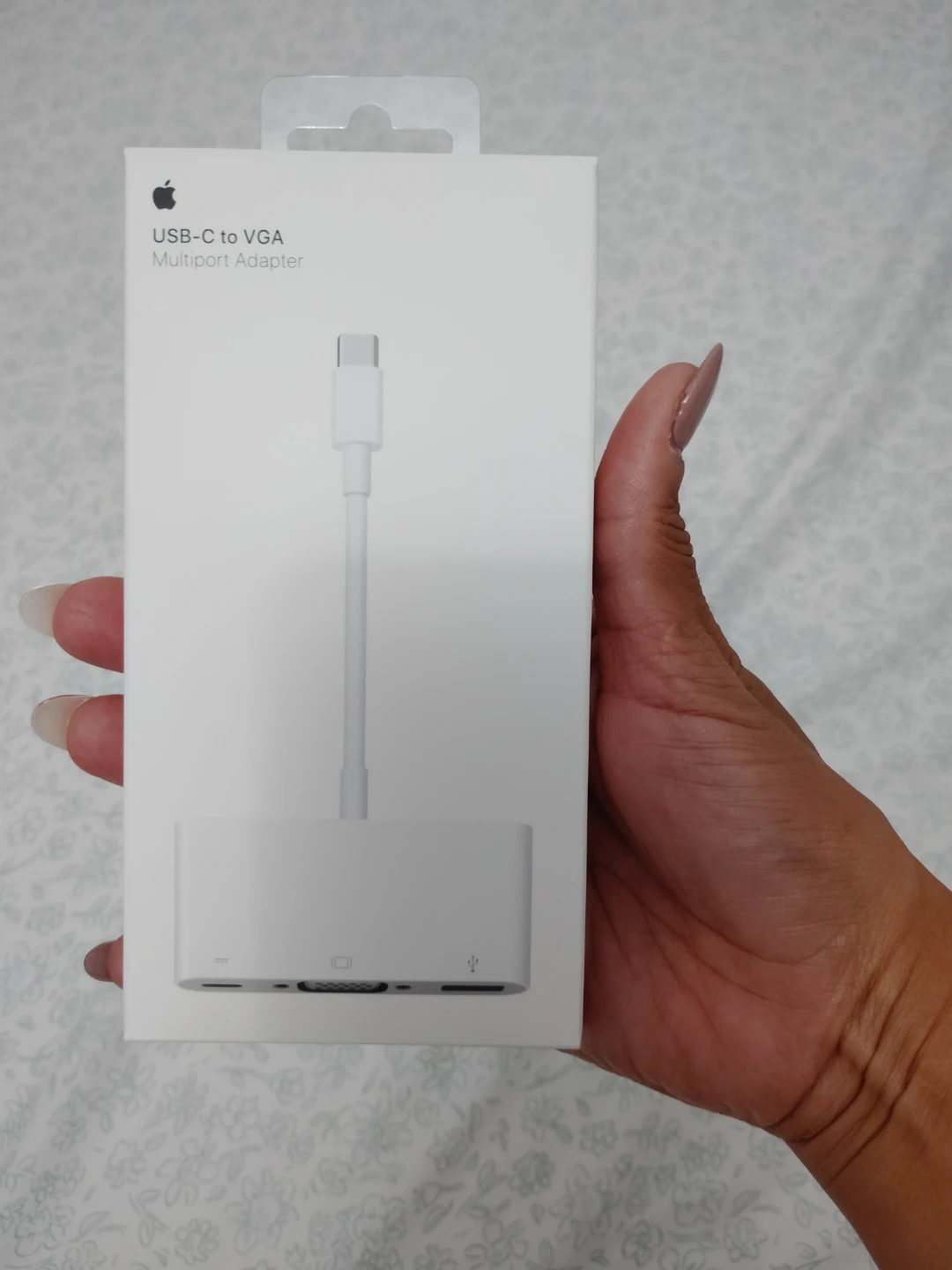 Apple USB-C to VGA Multiport Adapter