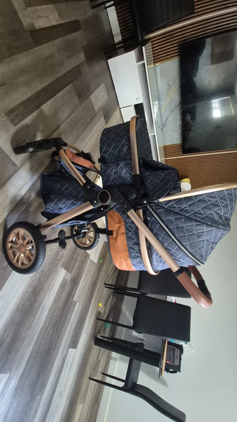 Baby Stroller with Quilted Navy Fabric - photo 2