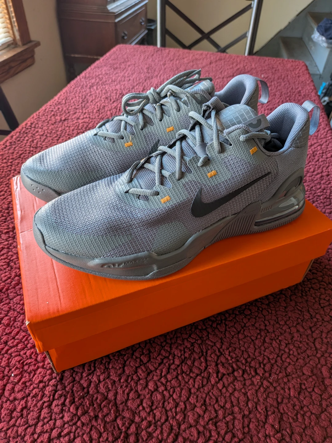 New Mens 11.5  Nike Air Max Alpha Trainer 5 Shoes