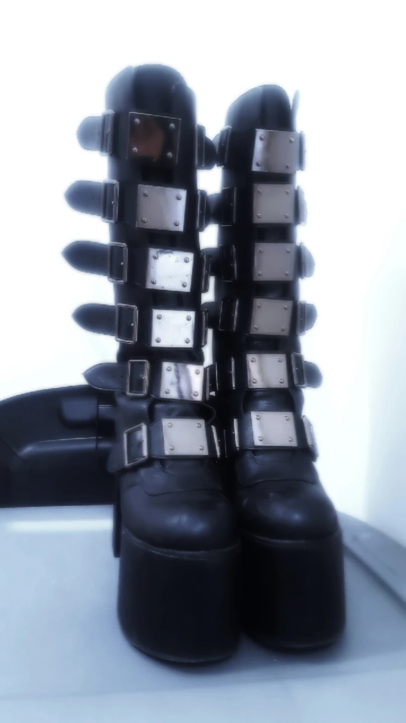 Black Platform Goth Boots Size 11 - photo 3