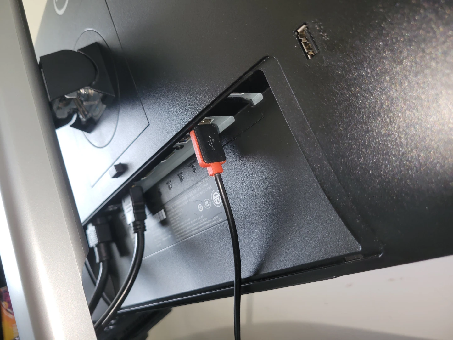Dell U2415 24-inch Monitor - photo 3