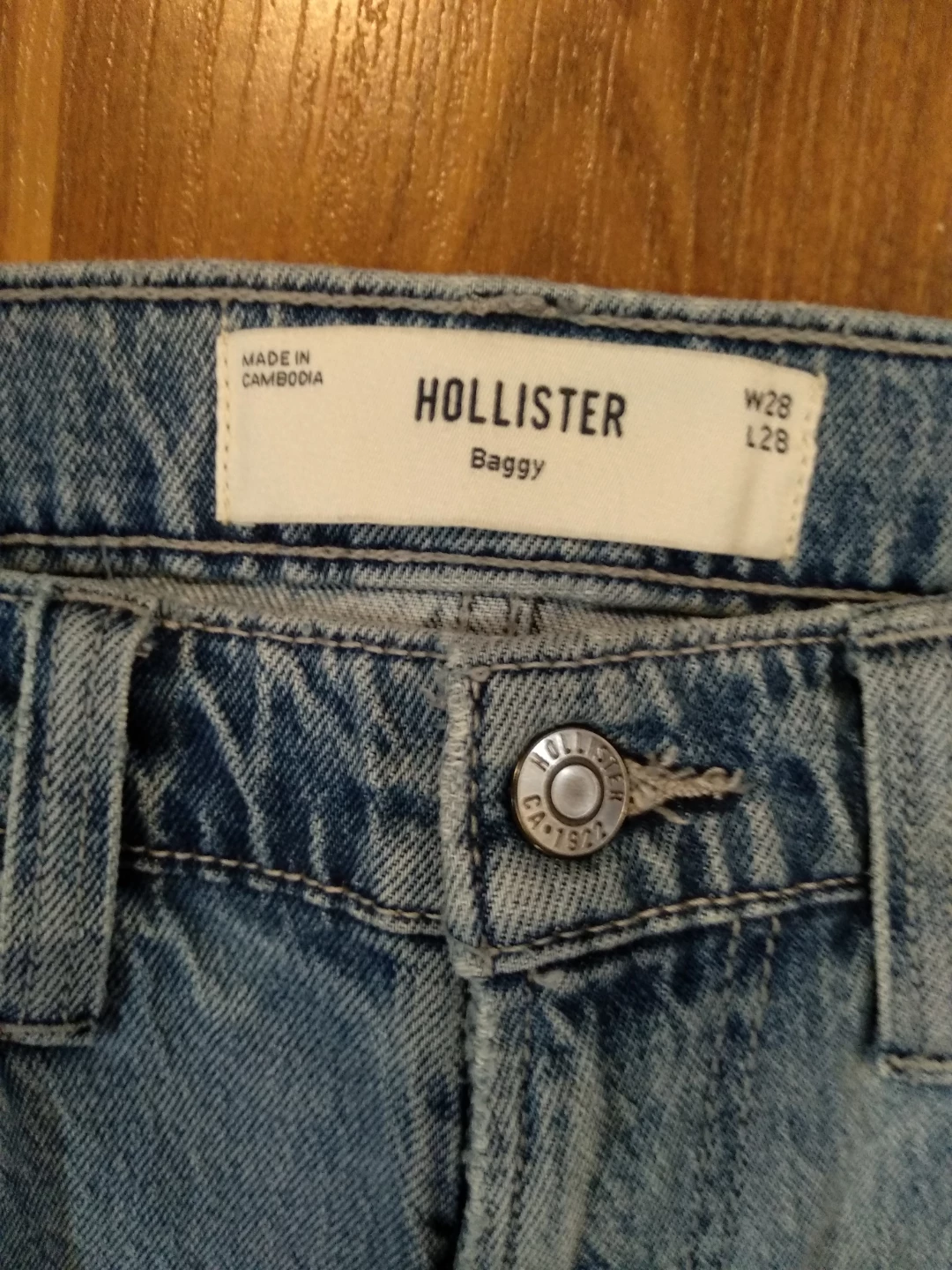 Hollister Baggy Light Wash Jeans W28 L28 - photo 3