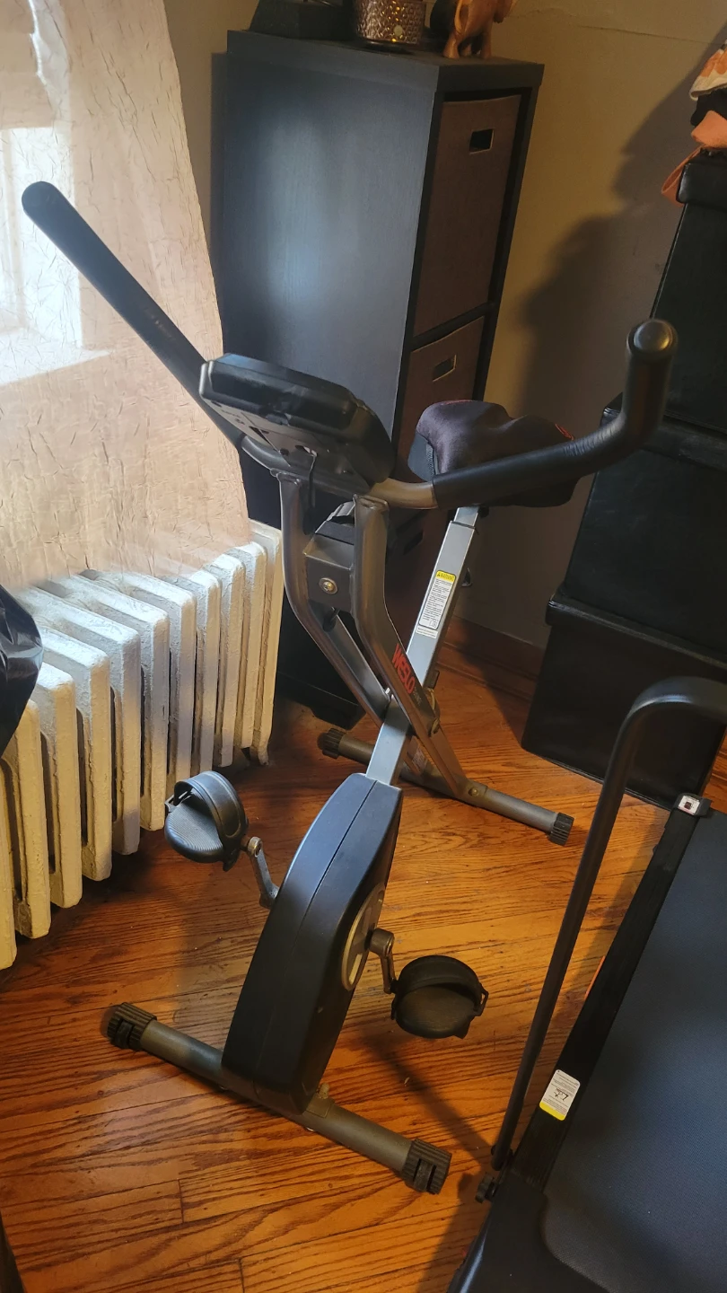 Bike/walking pad take both for $100 - photo 3