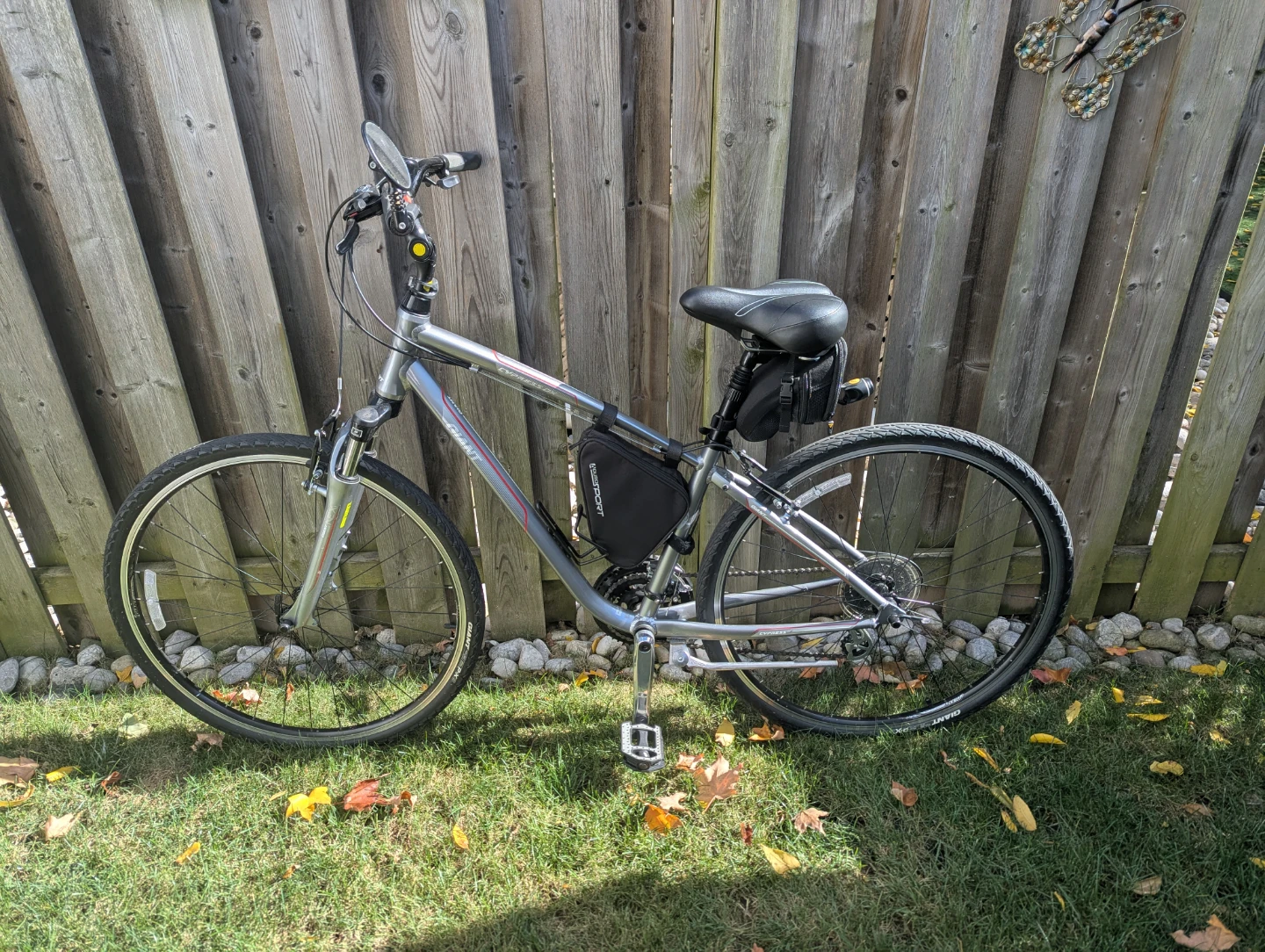 Bike. Giant Cypress. S frame. New condition
