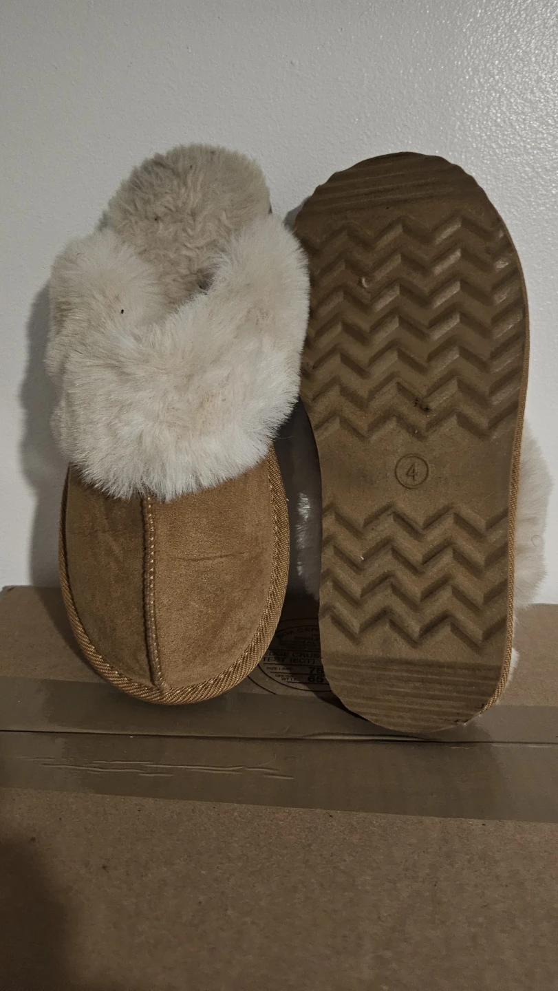 Tan Faux Fur Lined Slippers Size 4