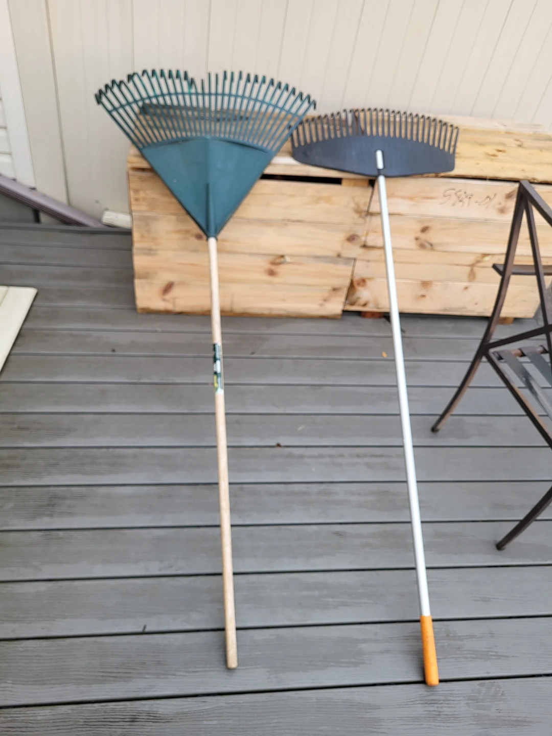 Garden Fan Leaf Rakes