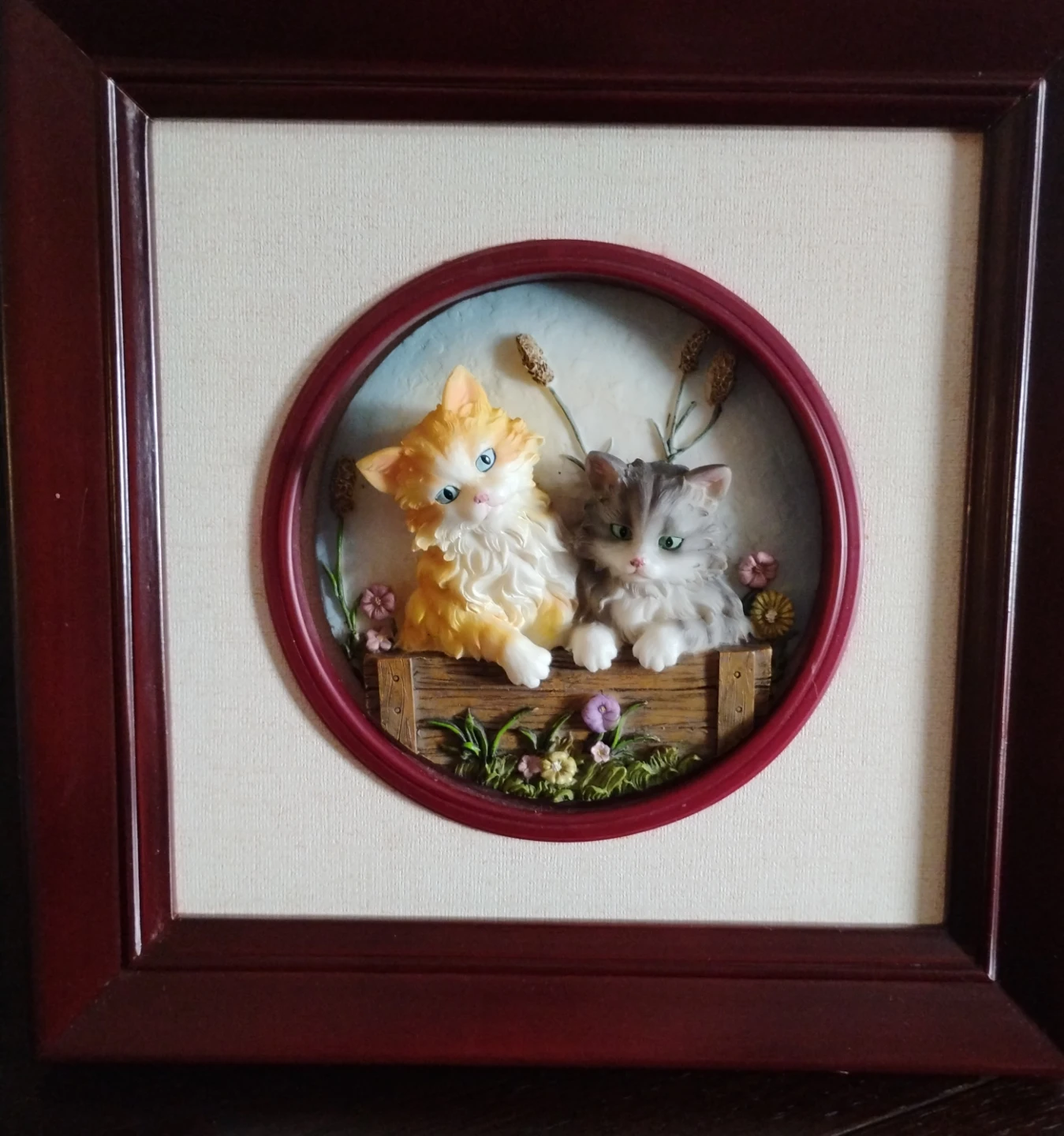 Vintage 3D Kitten Diorama Art Frame - photo 3