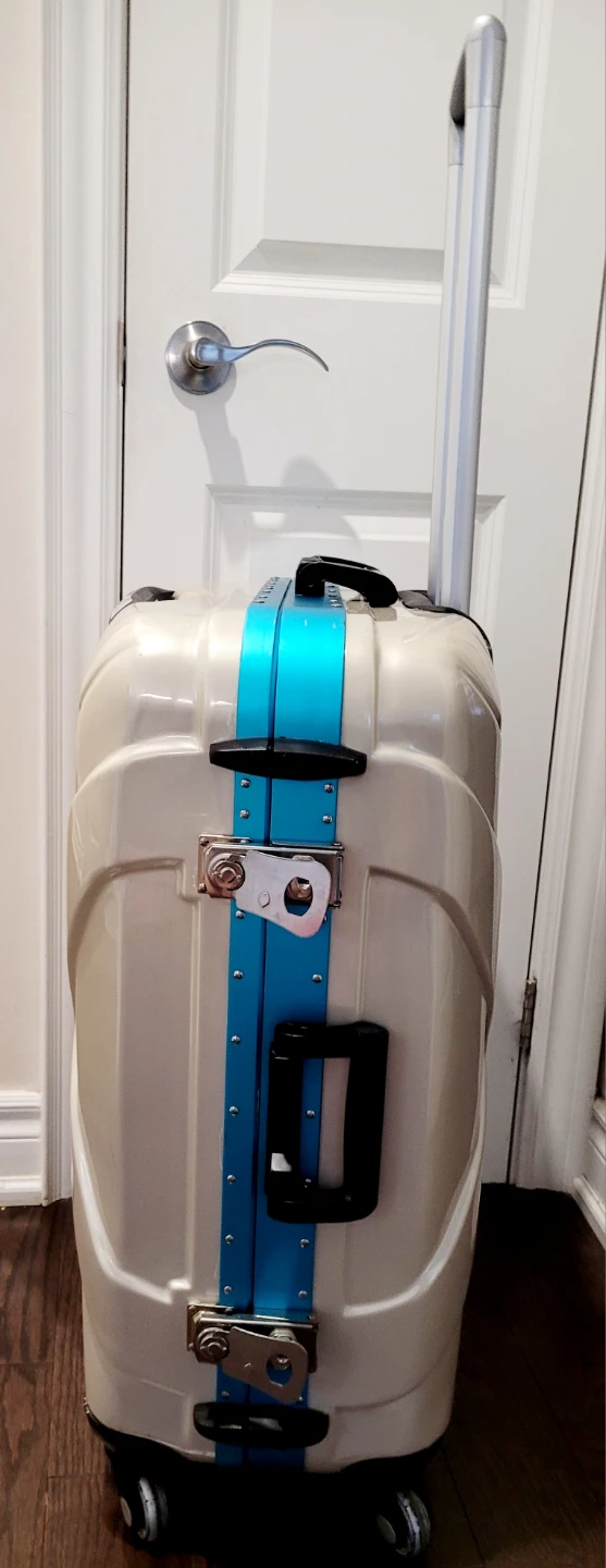 New Beverly Hills Polo Club Hardside Spinner Luggage - photo 2