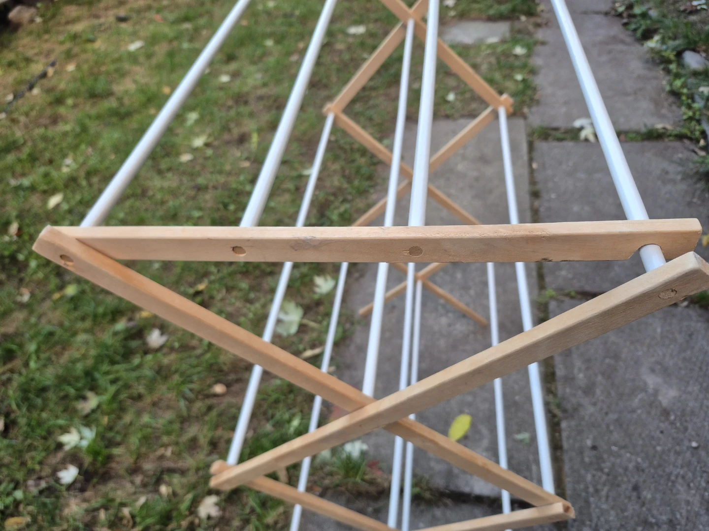 Wooden Accordion Clothes Drying Rack - photo 2