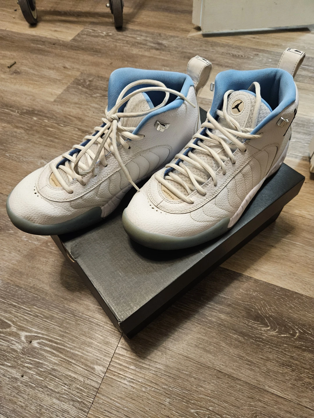 Jordan Jumpman Team II White and University Blue