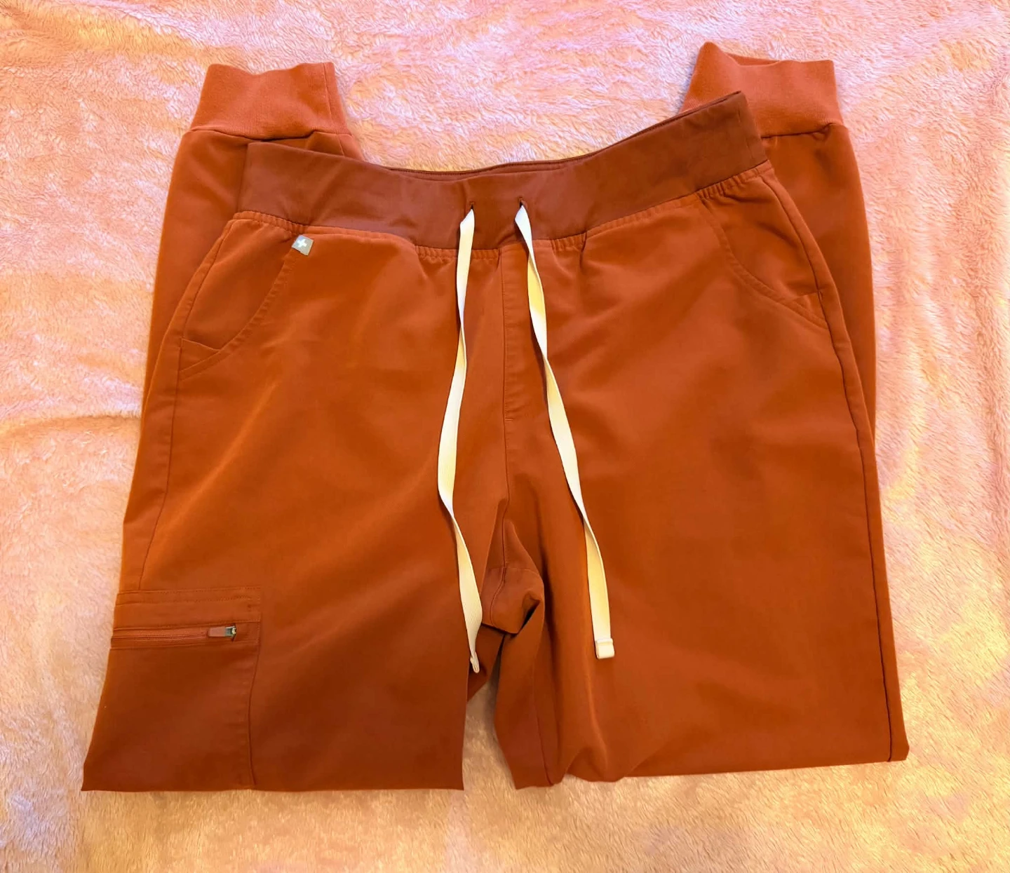 FIGS Zamora Jogger Scrub Pants 🍒AUBURN🍒 Size LARGE - photo 3