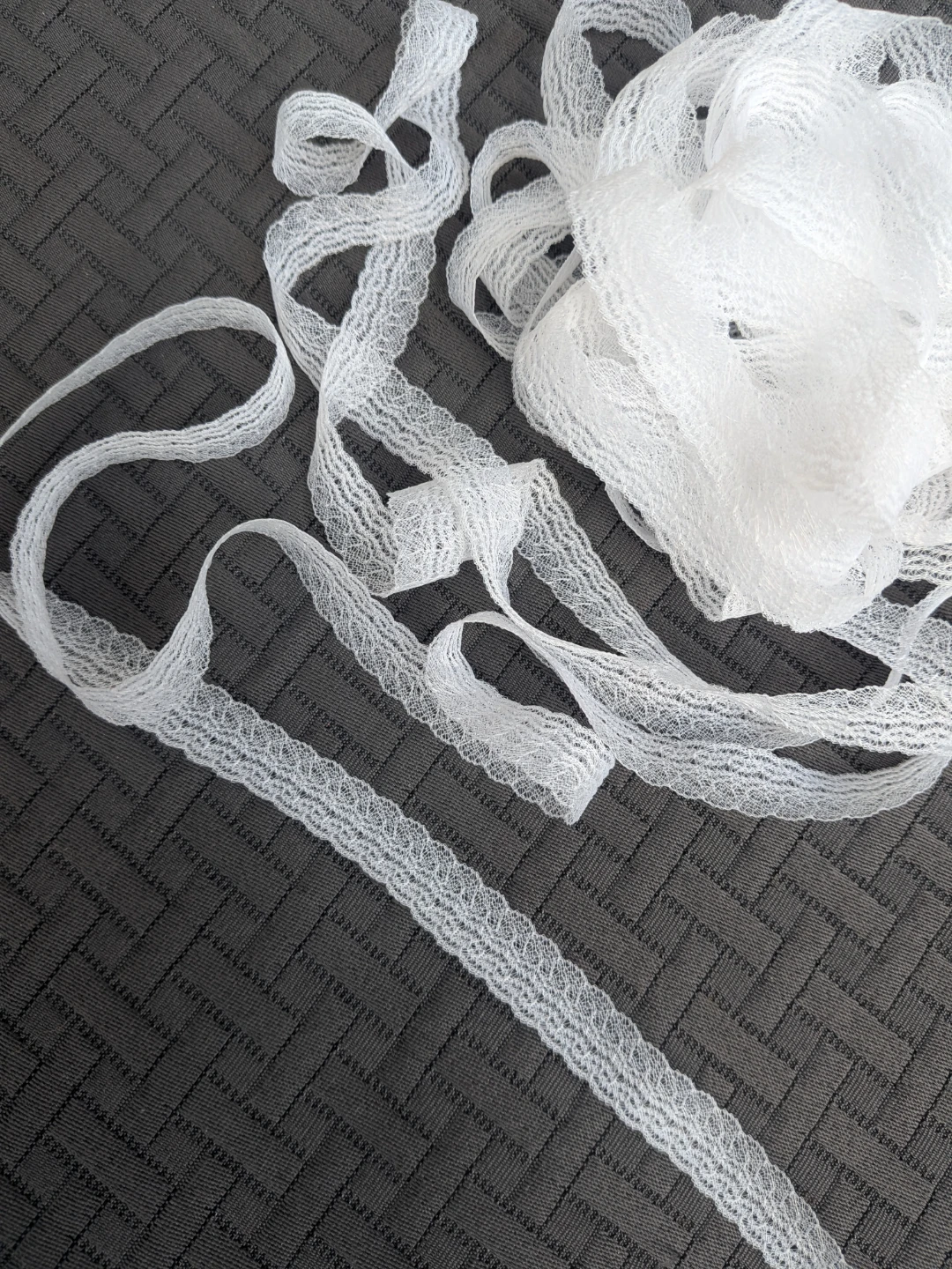Vintage sheer white lace trim - 5 yards for $3 - photo 2