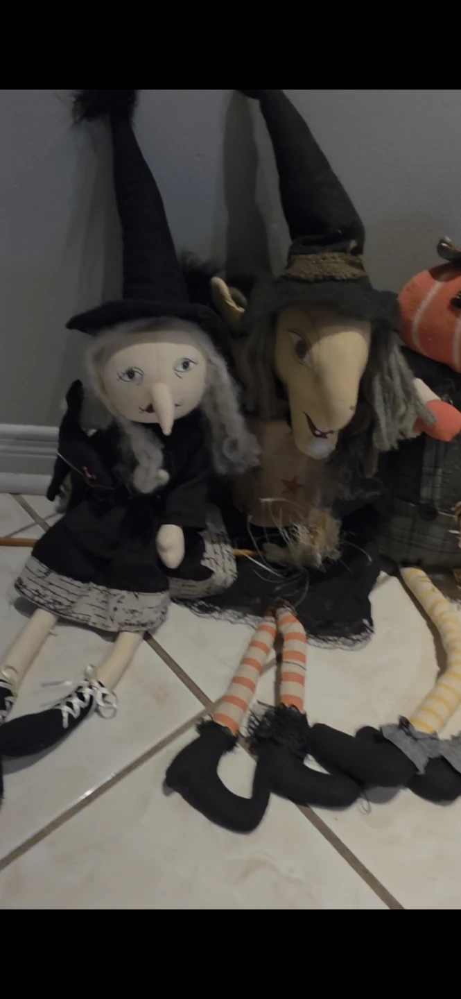 Like New Halloween dolls