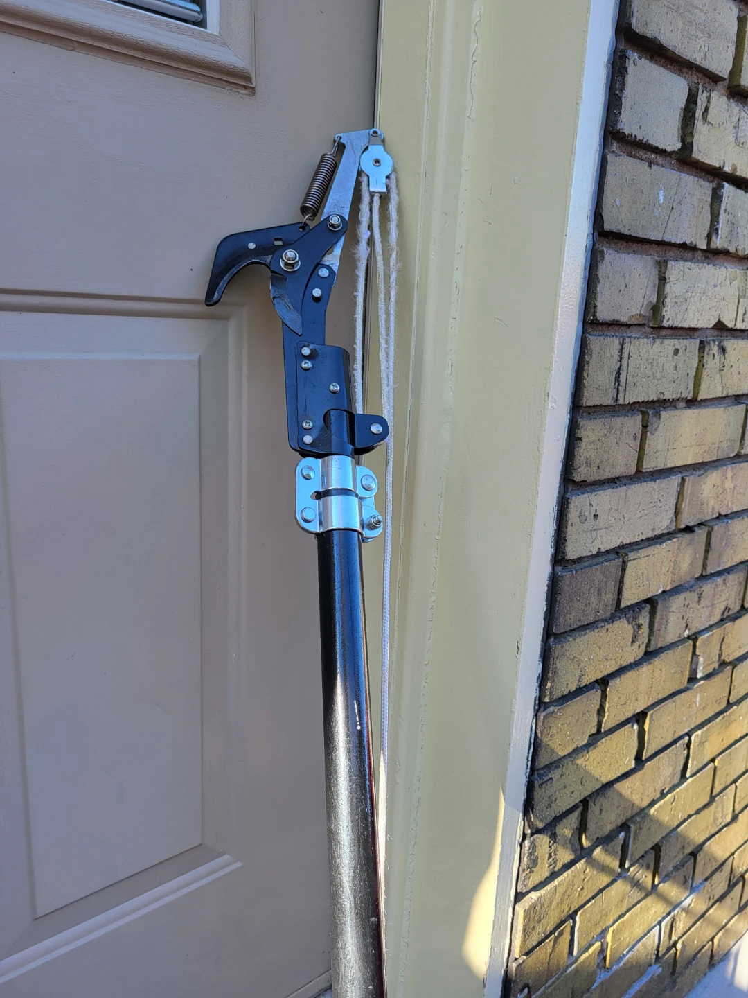 Telescopic Tree Pruner