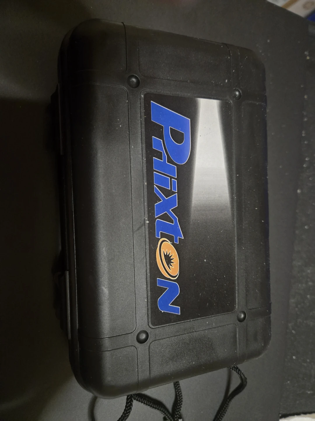 Rechargeable flashlight