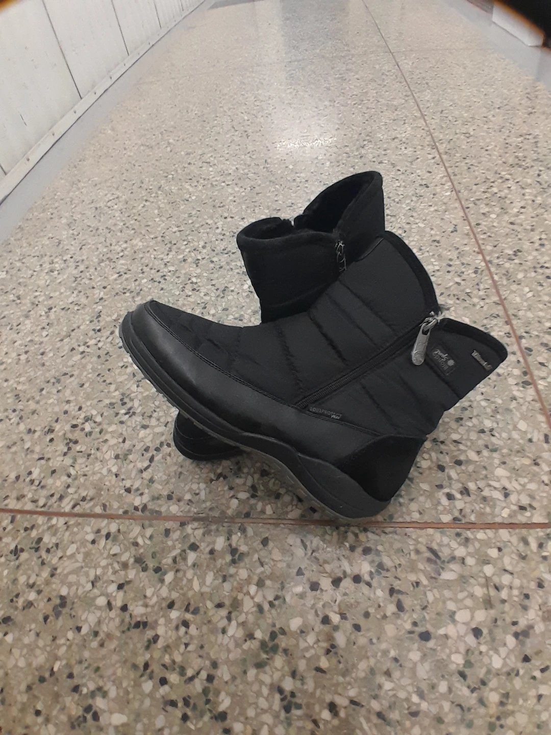 Blondo Sport Winter Boots Women's Size 11 - photo 5