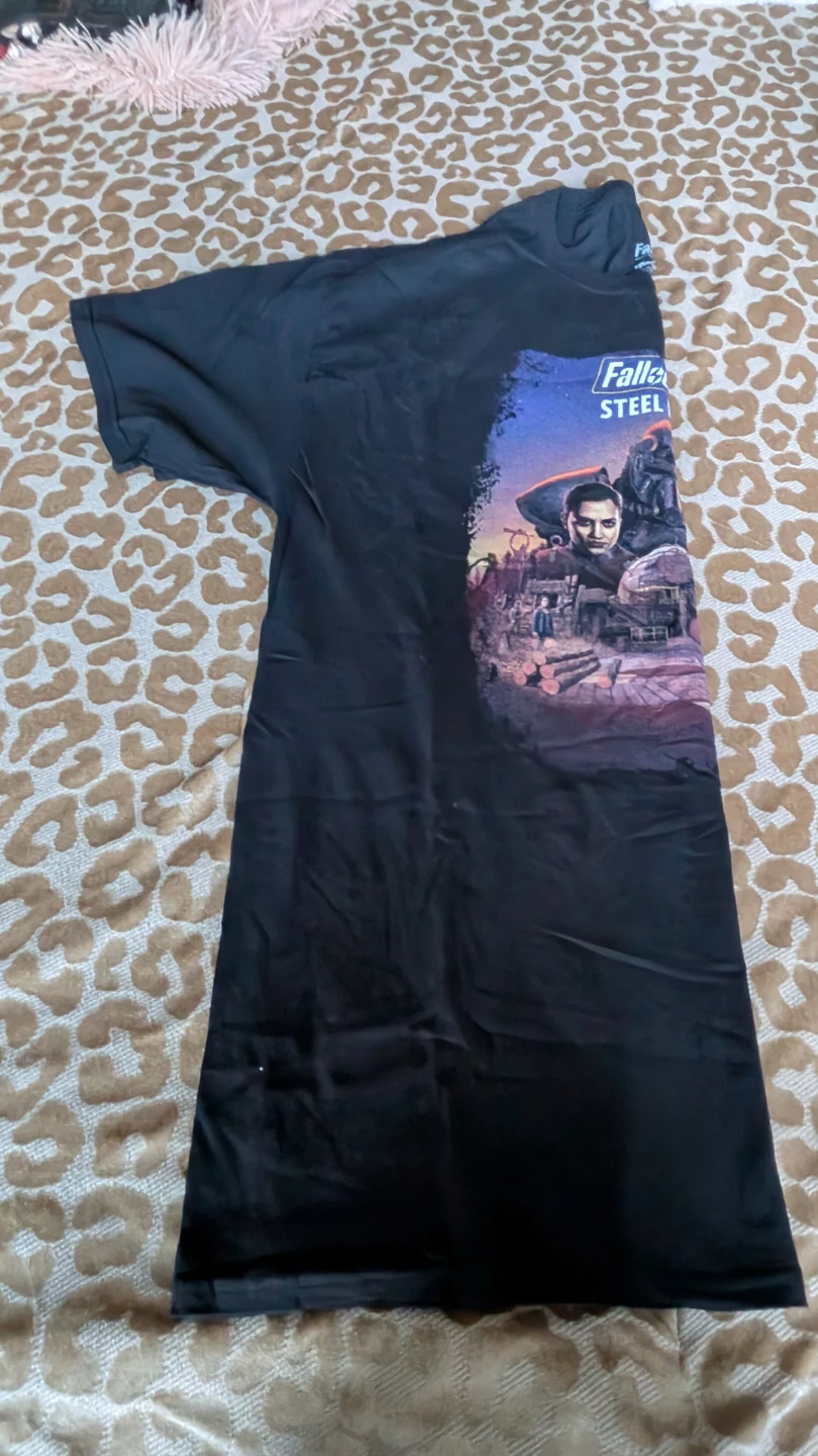 Fallout 76 Steel Dawn Loot Crate T-Shirt - photo 5